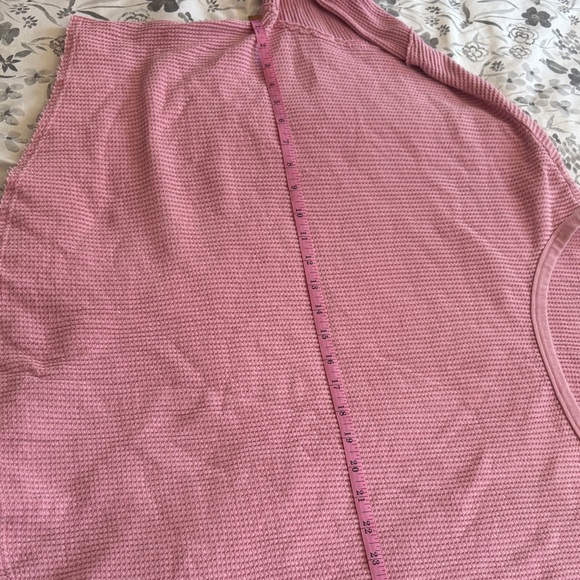 Carlyjean LA Anthropologie Dusty Rose Waffle Knit Top - Picture 6 of 7